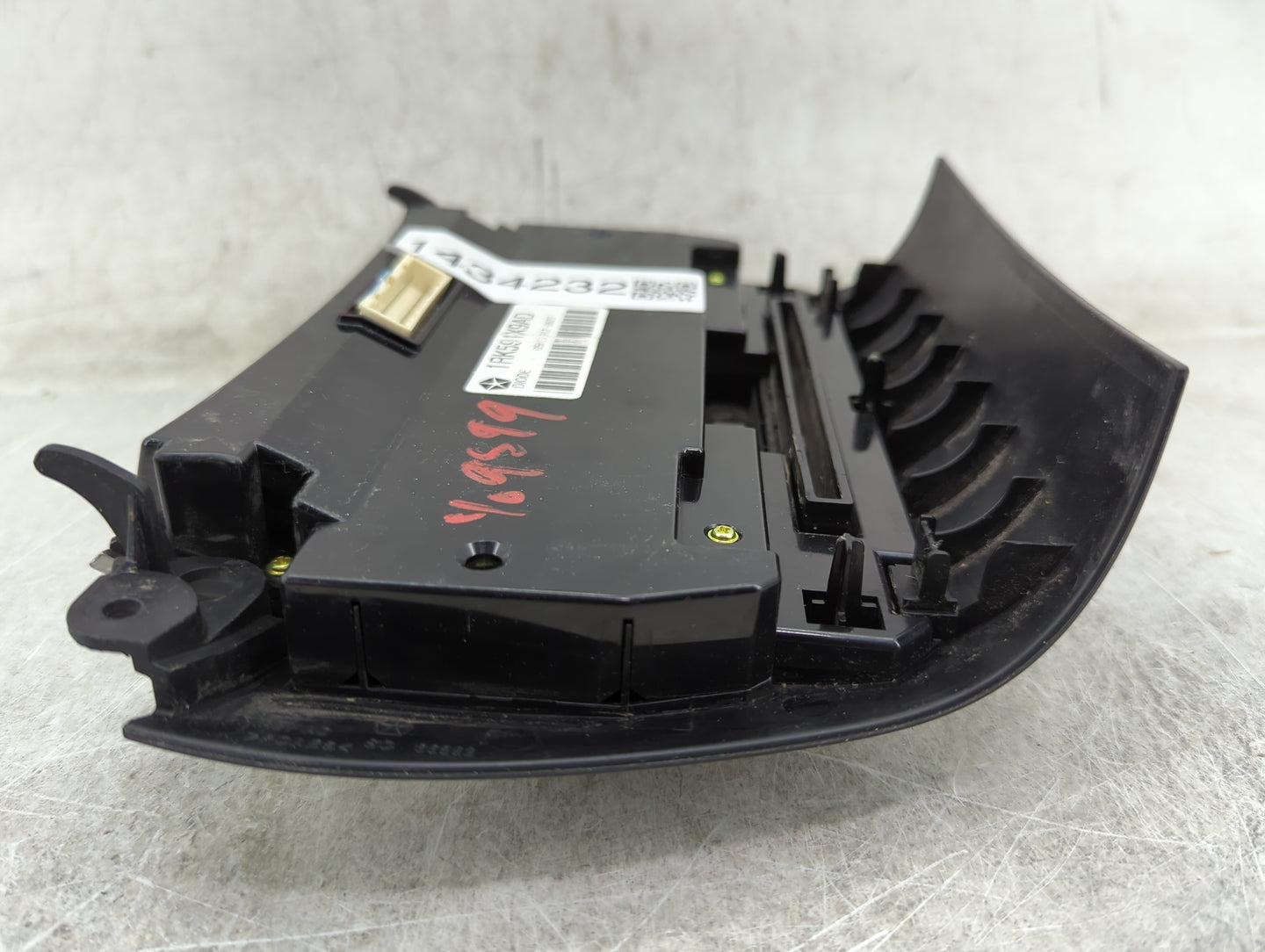 2013 Dodge Journey Climate Control Module Temperature AC/Heater Replacement P/N:1RK591X9AD Fits OEM Used Auto Parts - Oemuse
