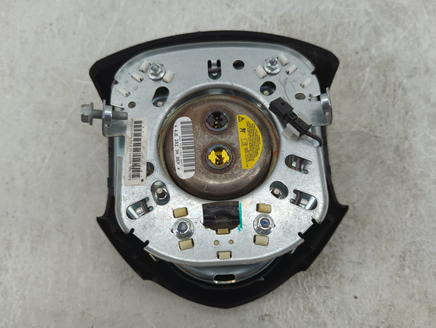 2013 Dodge Journey Air Bag Driver Left Steering Wheel Mounted P/N:P1SL29DX9AD 42-0757 Fits OEM Used Auto Parts - Oemusedauto