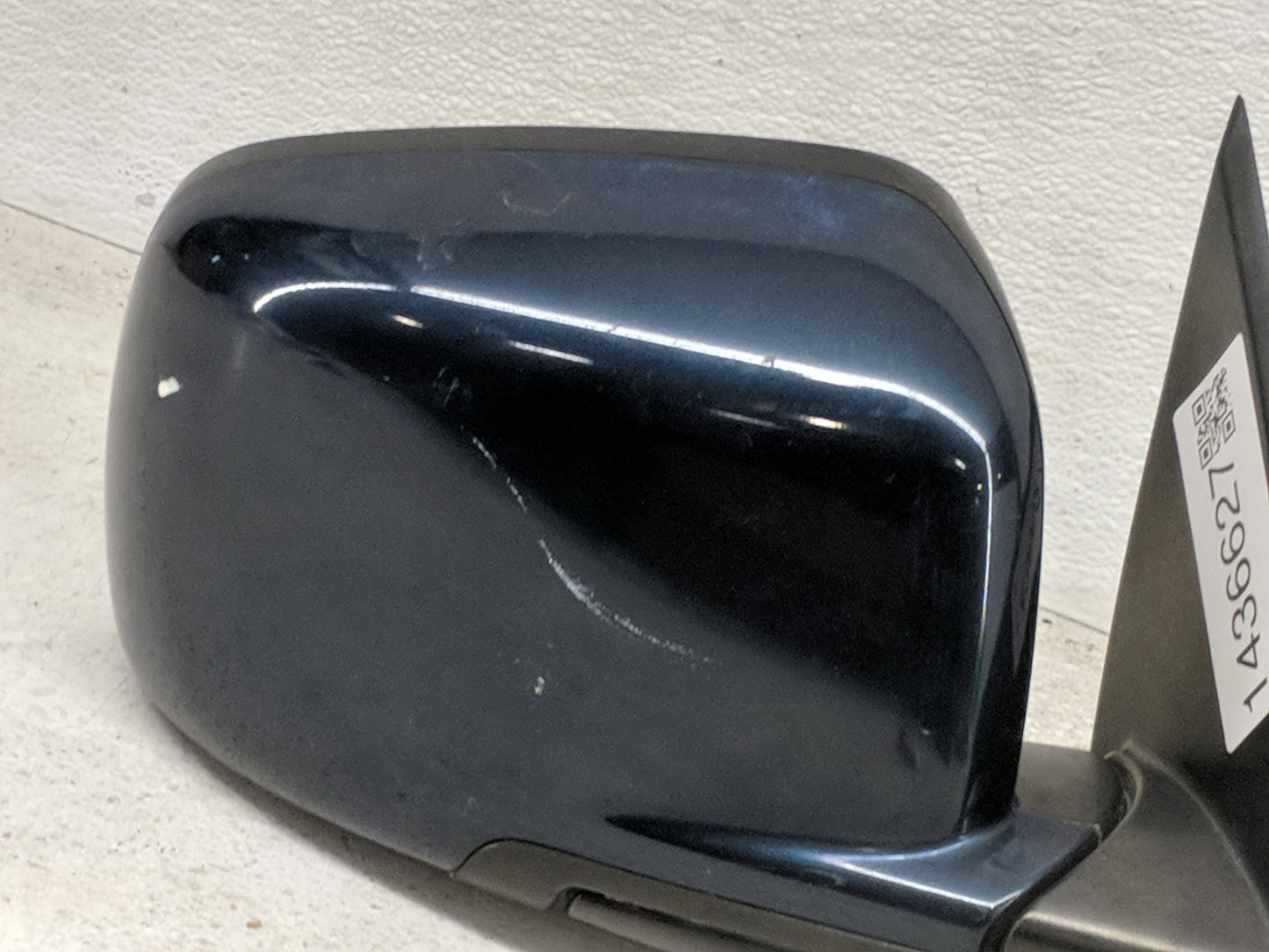 2013 Dodge Journey Passenger Side View Mirror - Right Door Mirror OEM Used - Oemusedautoparts1.com