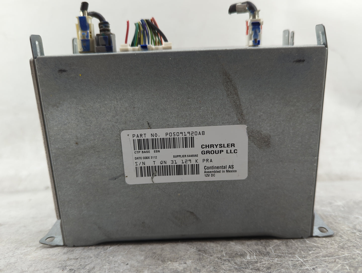 2013 Dodge Journey Radio AM FM Cd Player Receiver Replacement P/N:P05091920AB Fits OEM Used Auto Parts - Oemusedautoparts1.c