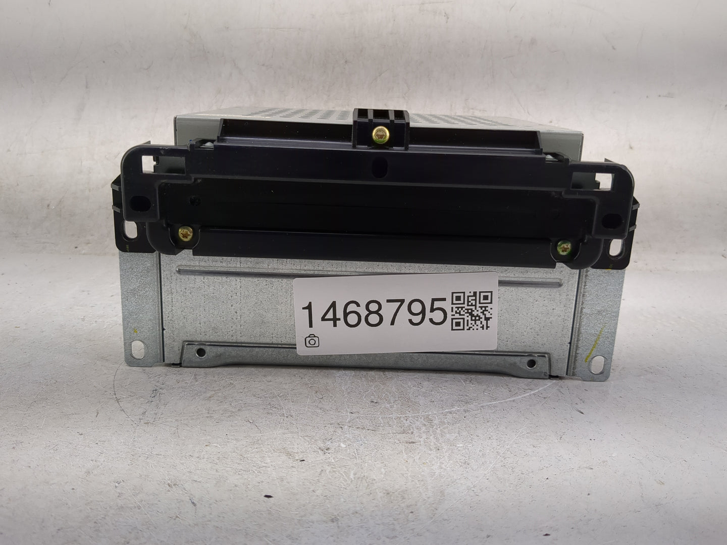 2013 Dodge Journey Radio AM FM Cd Player Receiver Replacement P/N:P05091920AB Fits OEM Used Auto Parts - Oemusedautoparts1.c