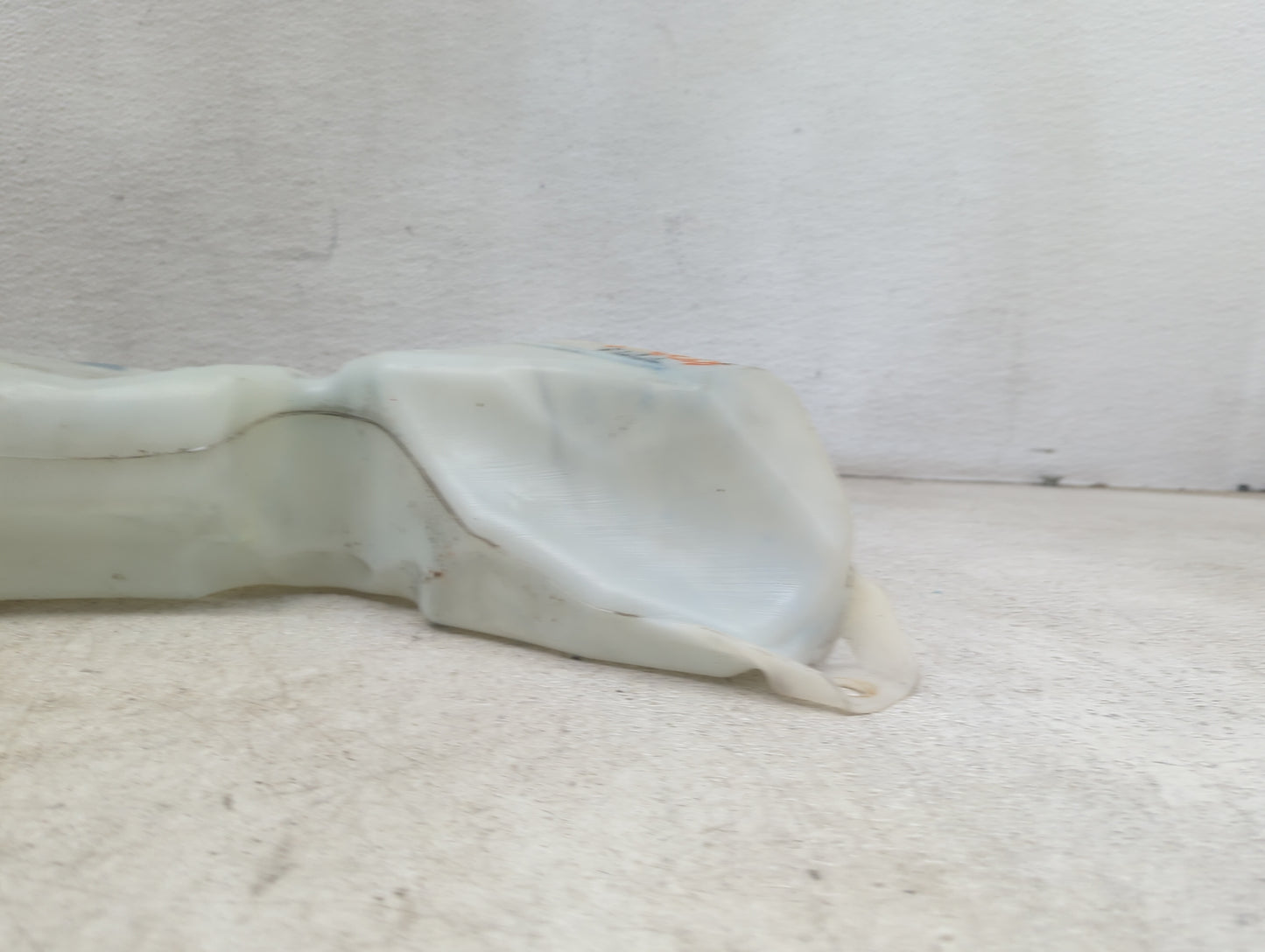 2013 Dodge Journey Windshield Washer Fluid Reservoir Bottle Oem 1474002 - Oemusedautoparts1.com