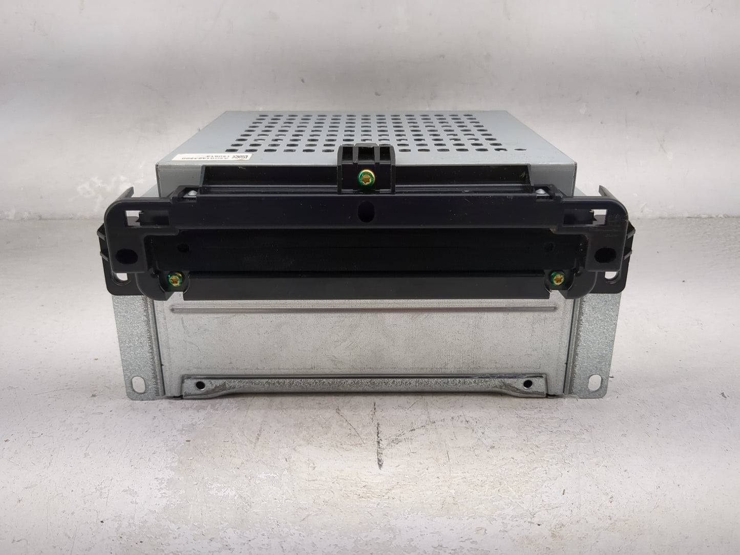 2018-2020 Dodge Journey Radio AM FM Cd Player Receiver Replacement P/N:P68209665AD 64469AE Fits Fits 2018 2019 2020 OEM Used