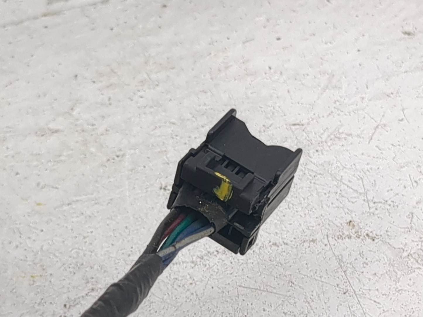 2013 Dodge Journey Driver Side View Mirror - Left Door Mirror OEM Used - Oemusedautoparts1.com