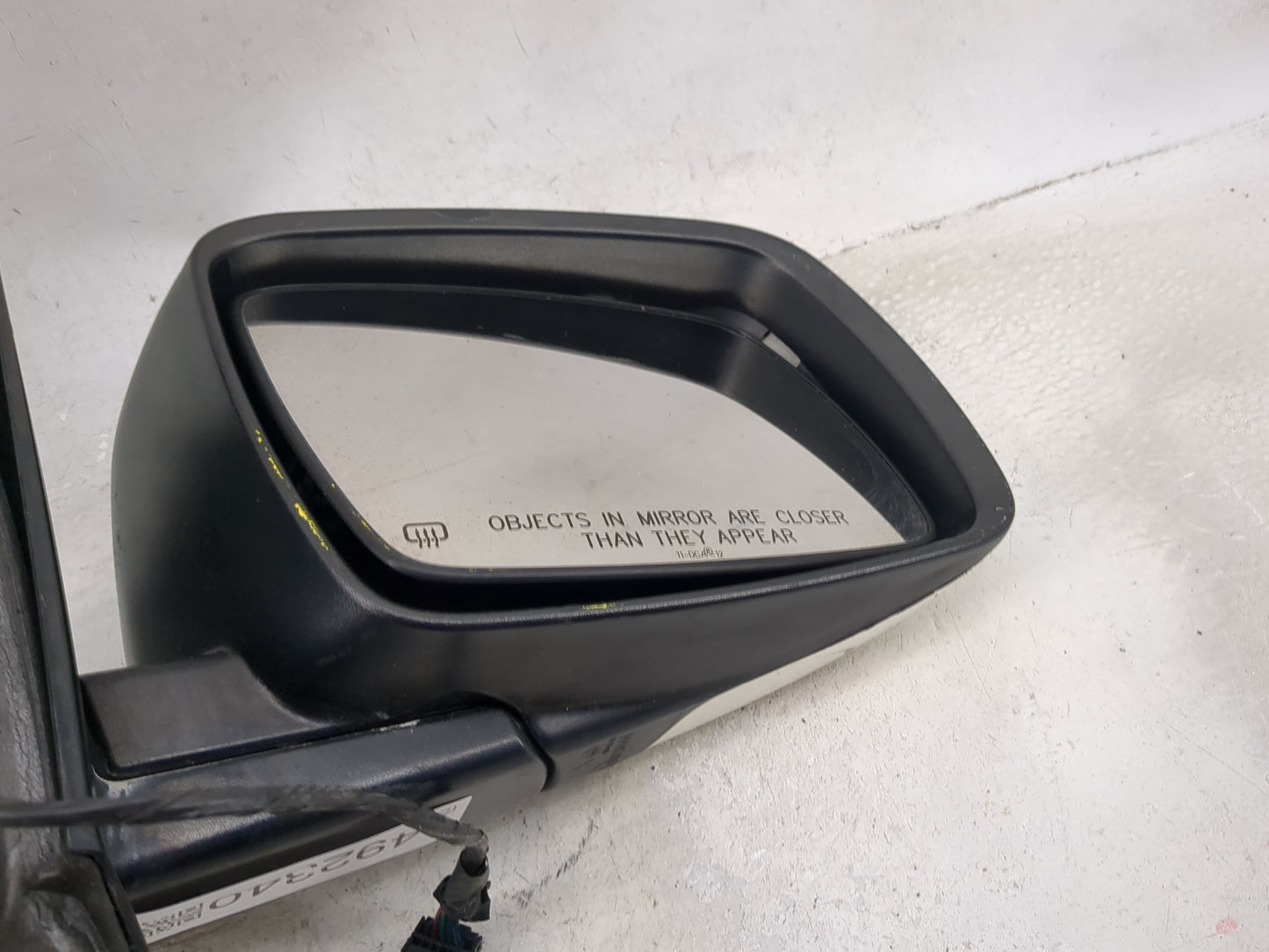 2013 Dodge Journey Passenger Side View Mirror - Right Door Mirror OEM Used - Oemusedautoparts1.com