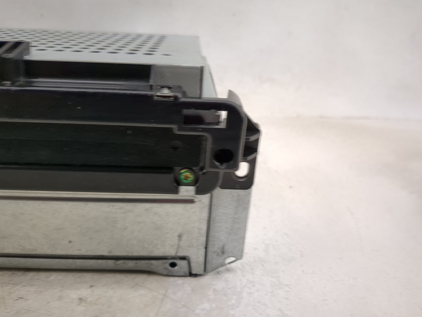 2018-2020 Dodge Journey Radio AM FM Cd Player Receiver Replacement P/N:P05091917AB Fits Fits 2018 2019 2020 OEM Used Auto Pa