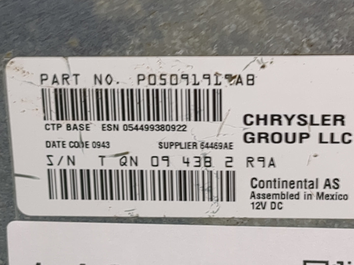 2018-2020 Dodge Journey Radio AM FM Cd Player Receiver Replacement P/N:P05091917AB Fits Fits 2018 2019 2020 OEM Used Auto Pa