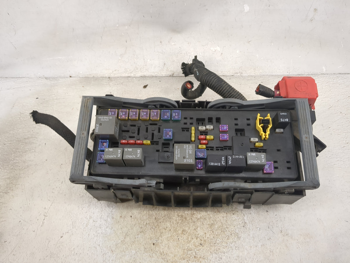 2012-2019 Dodge Journey Fusebox Fuse Box Relay Module Tipm 68143314ad - Oemusedautoparts1.com