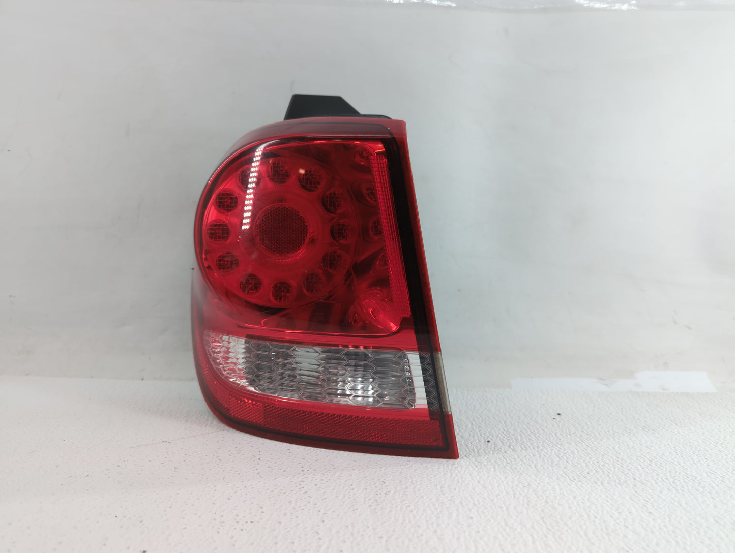 2011-2017 Dodge Journey Tail Light Assembly Driver Left OEM P/N:68078465AD Fits Fits 2011 2012 2013 2014 2015 2016 2017 OEM 