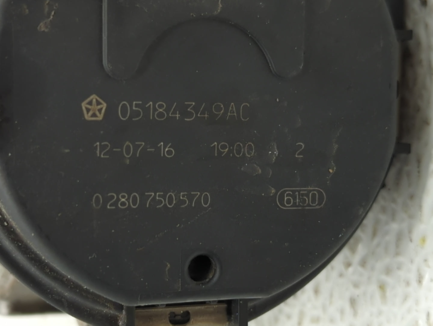2011-2017 Dodge Journey Throttle Body P/N:05184349AC 05184349AE, 05184349AF Fits Fits 2011 2012 2013 2014 2015 2016 2017 201