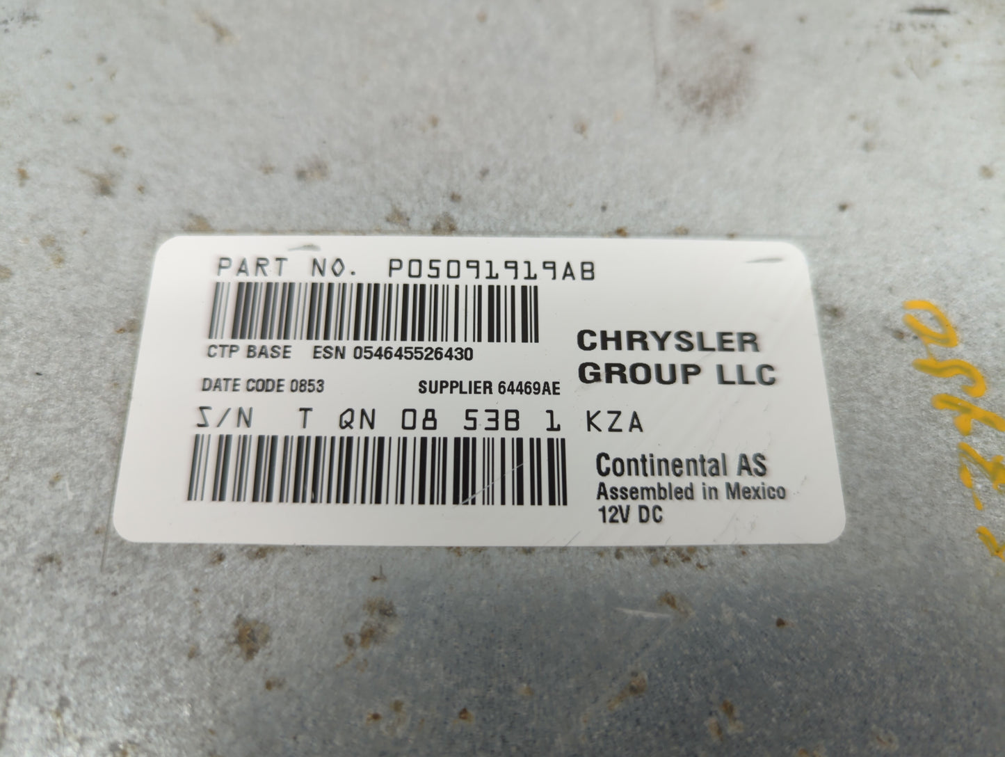 2013-2013 Dodge Journey Am Fm Cd Player Radio Receiver - Oemusedautoparts1.com