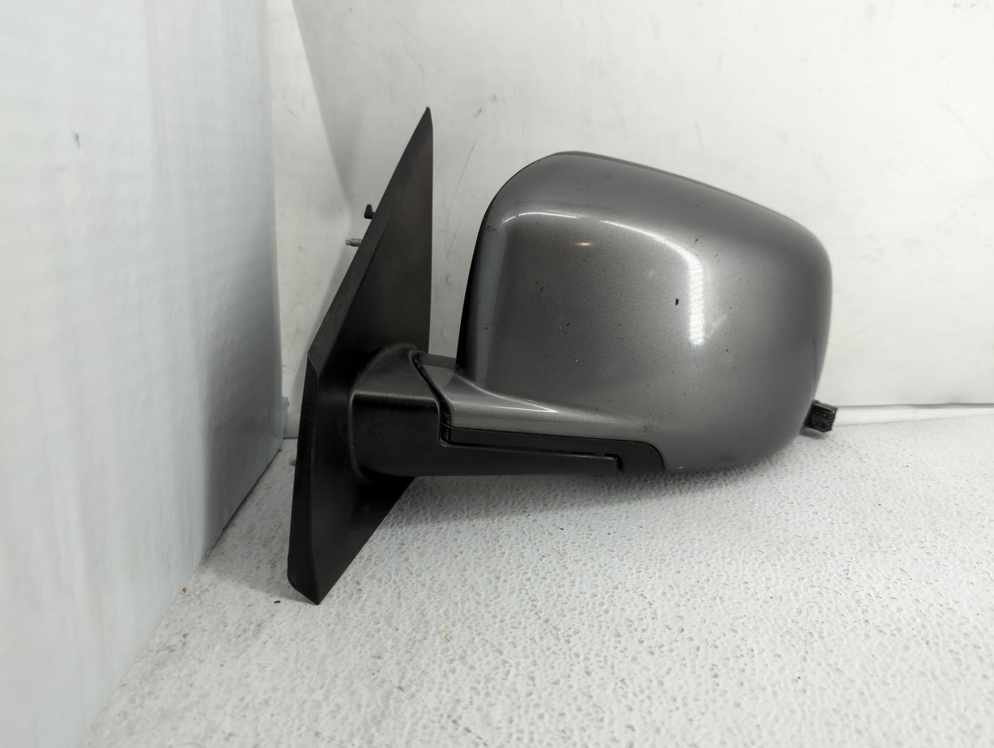 2013 Dodge Journey Driver Side View Mirror - Left Door Mirror OEM Used - Oemusedautoparts1.com