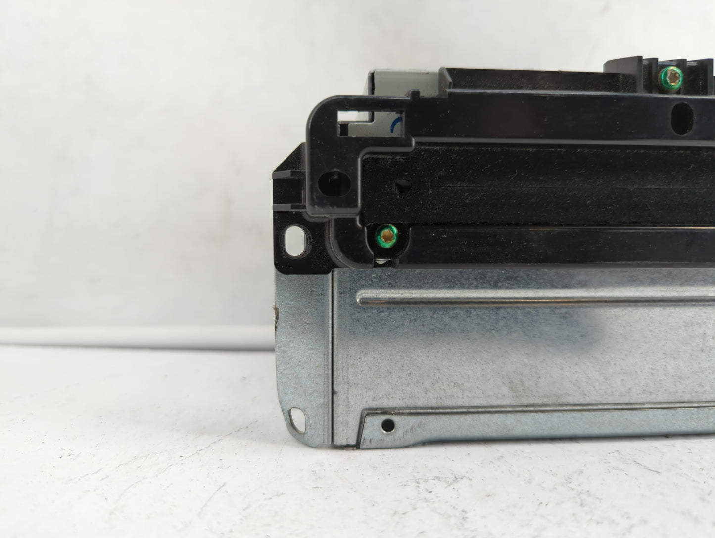 2013 Dodge Journey Radio AM FM Cd Player Receiver Replacement P/N:P05091920AB Fits OEM Used Auto Parts - Oemusedautoparts1.c