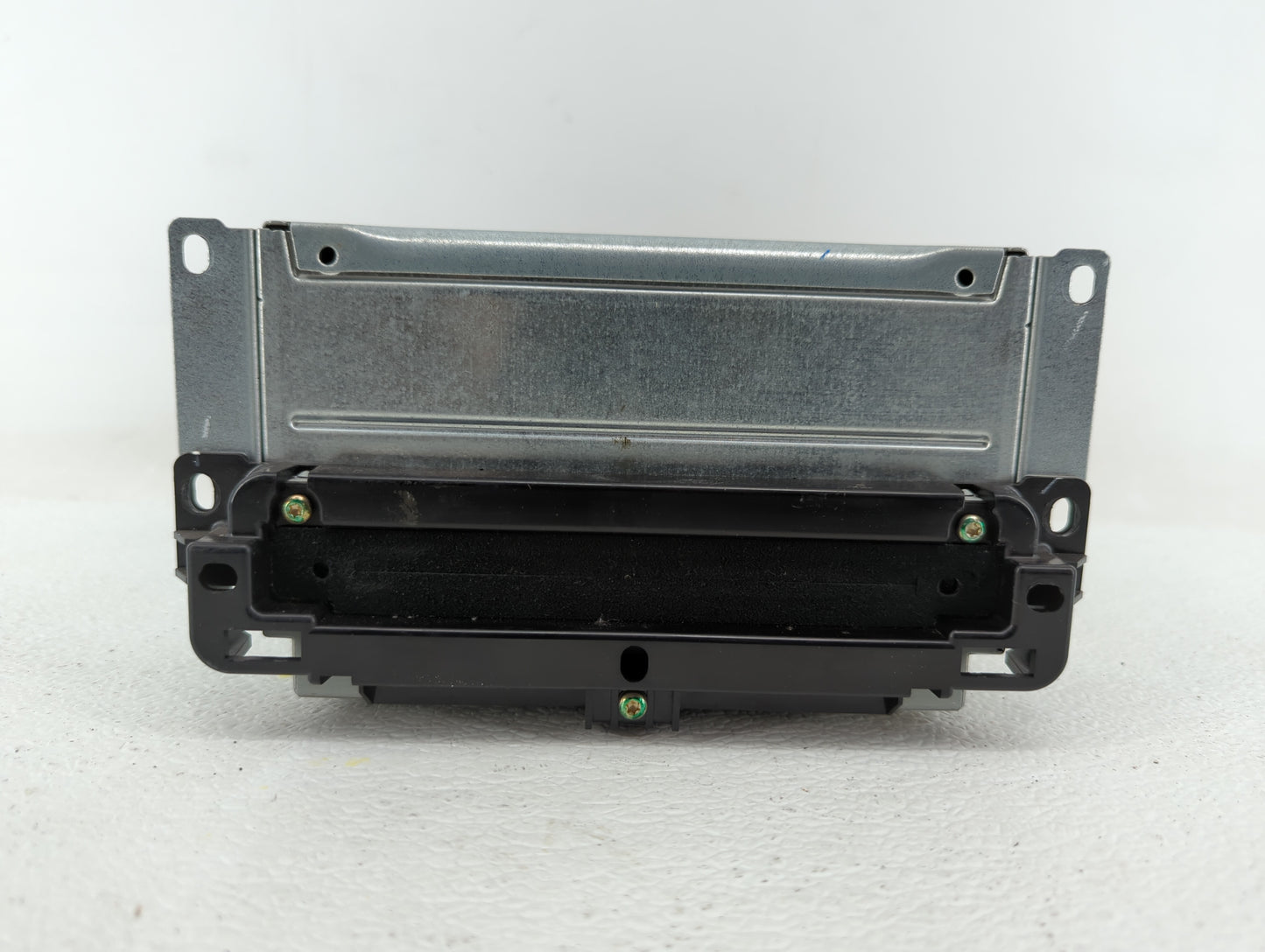 2013-2013 Dodge Journey Am Fm Cd Player Radio Receiver - Oemusedautoparts1.com
