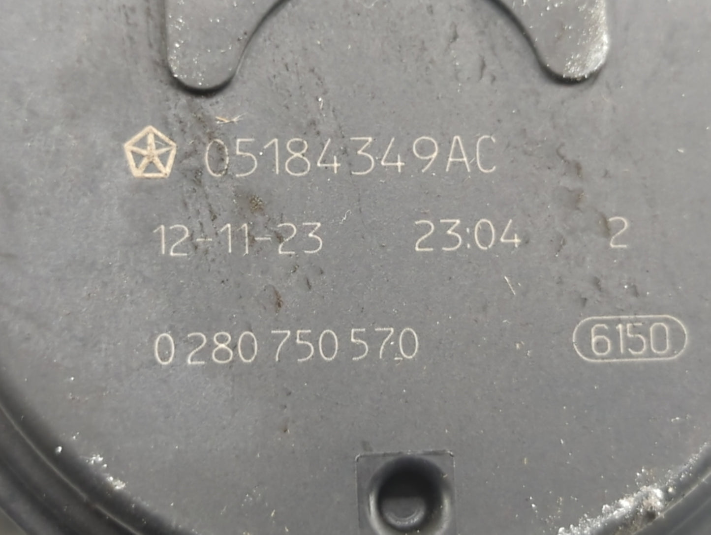 2011-2017 Dodge Journey Throttle Body P/N:05184349AE 05184349AD, 05184349AC Fits Fits 2011 2012 2013 2014 2015 2016 2017 201