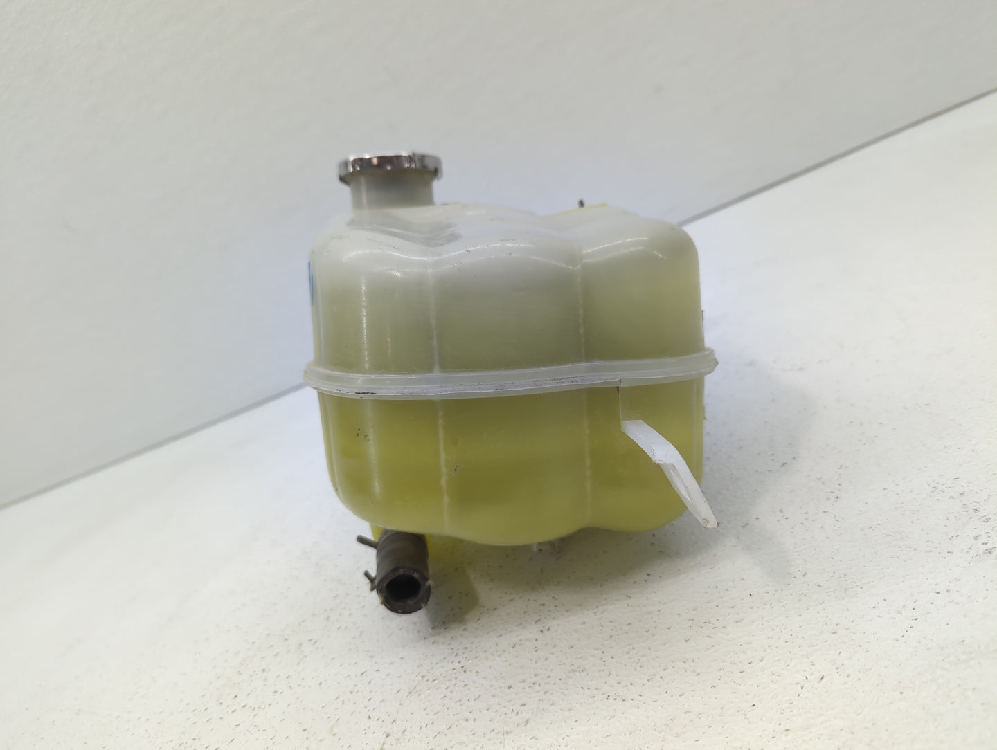 2009-2019 Dodge Journey Radiator Coolant Overflow Expansion Tank Bottle 414158 - Oemusedautoparts1.com
