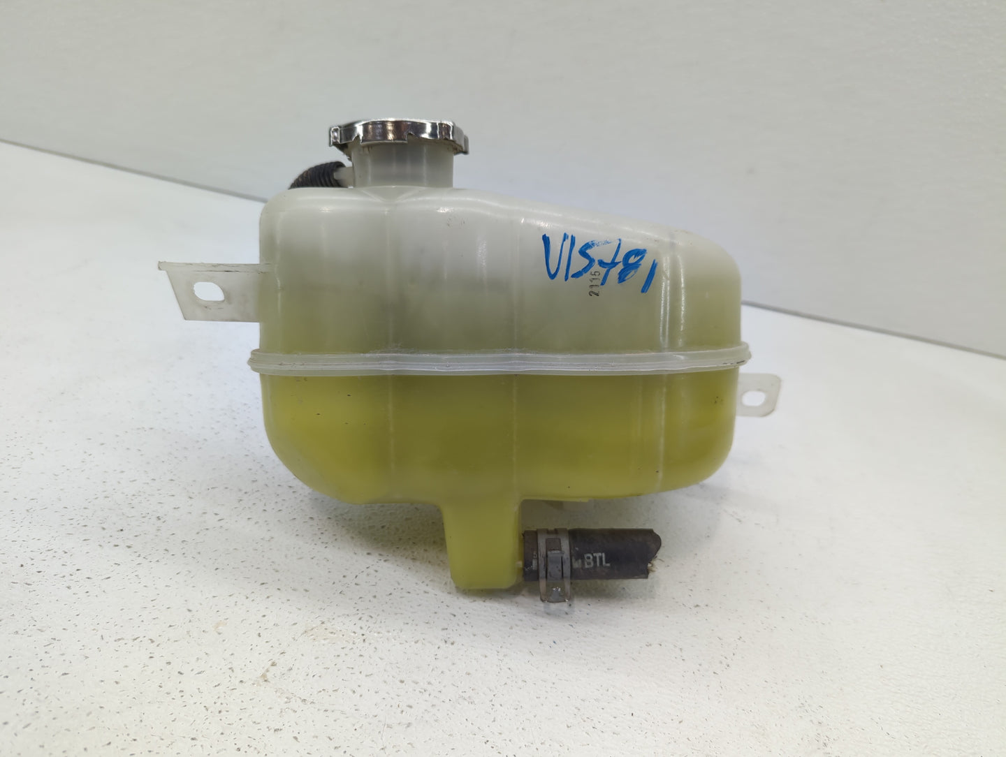 2009-2019 Dodge Journey Radiator Coolant Overflow Expansion Tank Bottle 414158 - Oemusedautoparts1.com