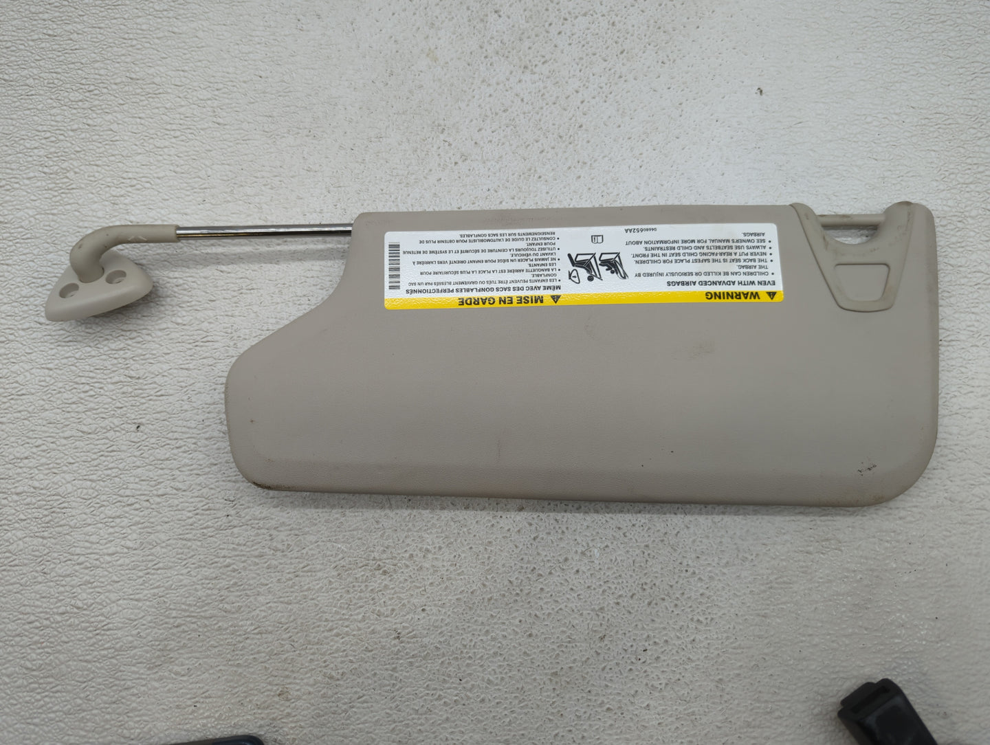 2013 Dodge Journey Sun Visor Shade Replacement Passenger Right Mirror Fits OEM Used Auto Parts - Oemusedautoparts1.com