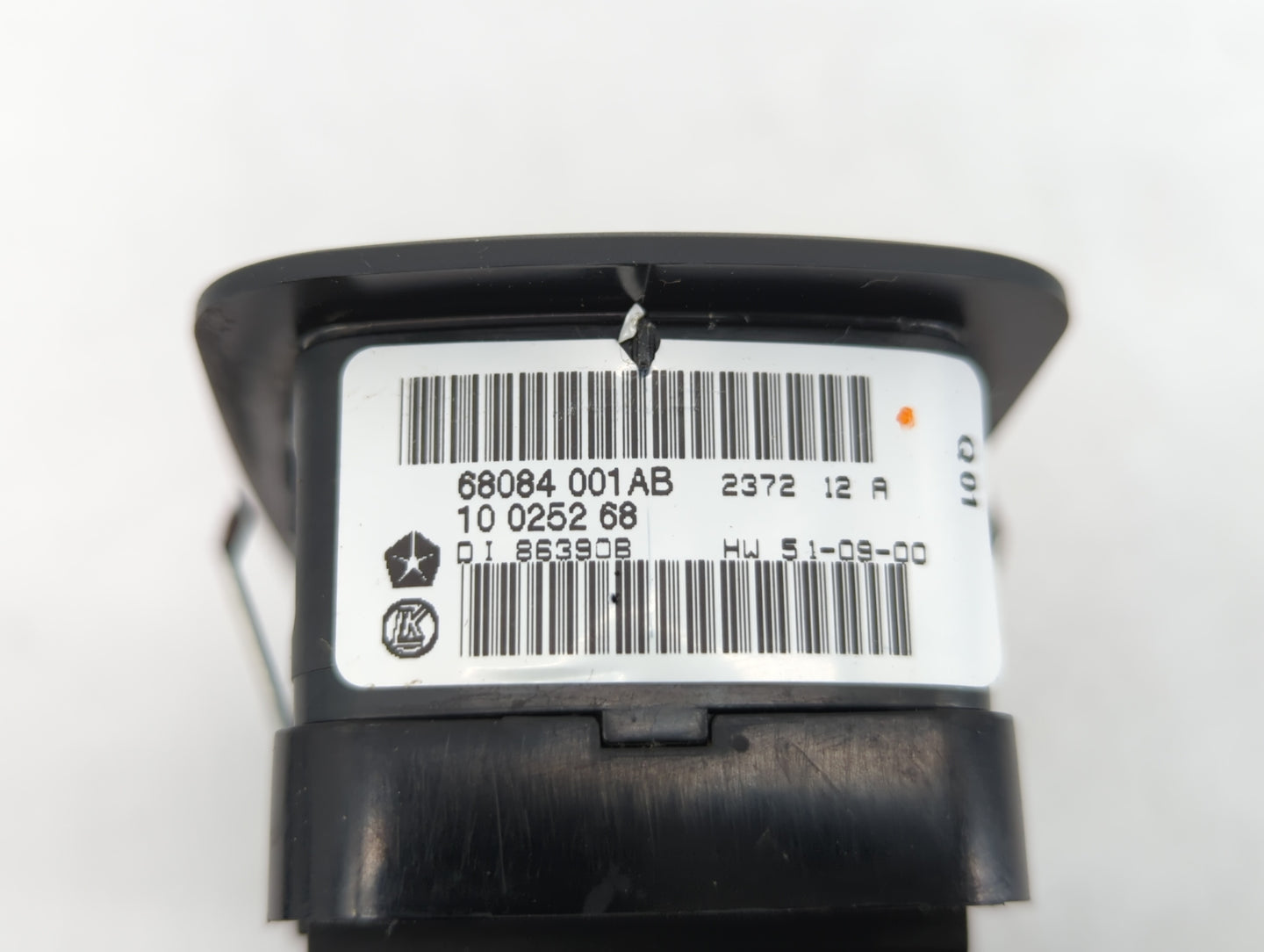 2013 Dodge Journey Master Power Window Switch Replacement Driver Side Left P/N:68084001AB 68084001AC, 68307001AA, 68084001AD