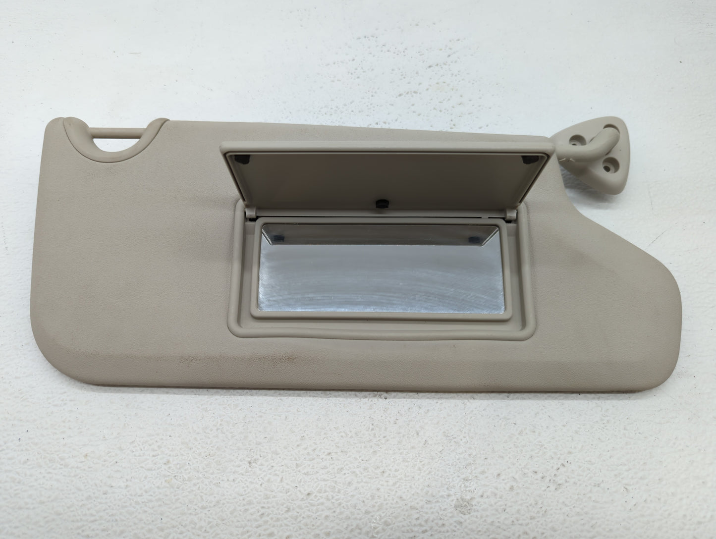2013 Dodge Journey Sun Visor Shade Replacement Passenger Right Mirror Fits OEM Used Auto Parts - Oemusedautoparts1.com