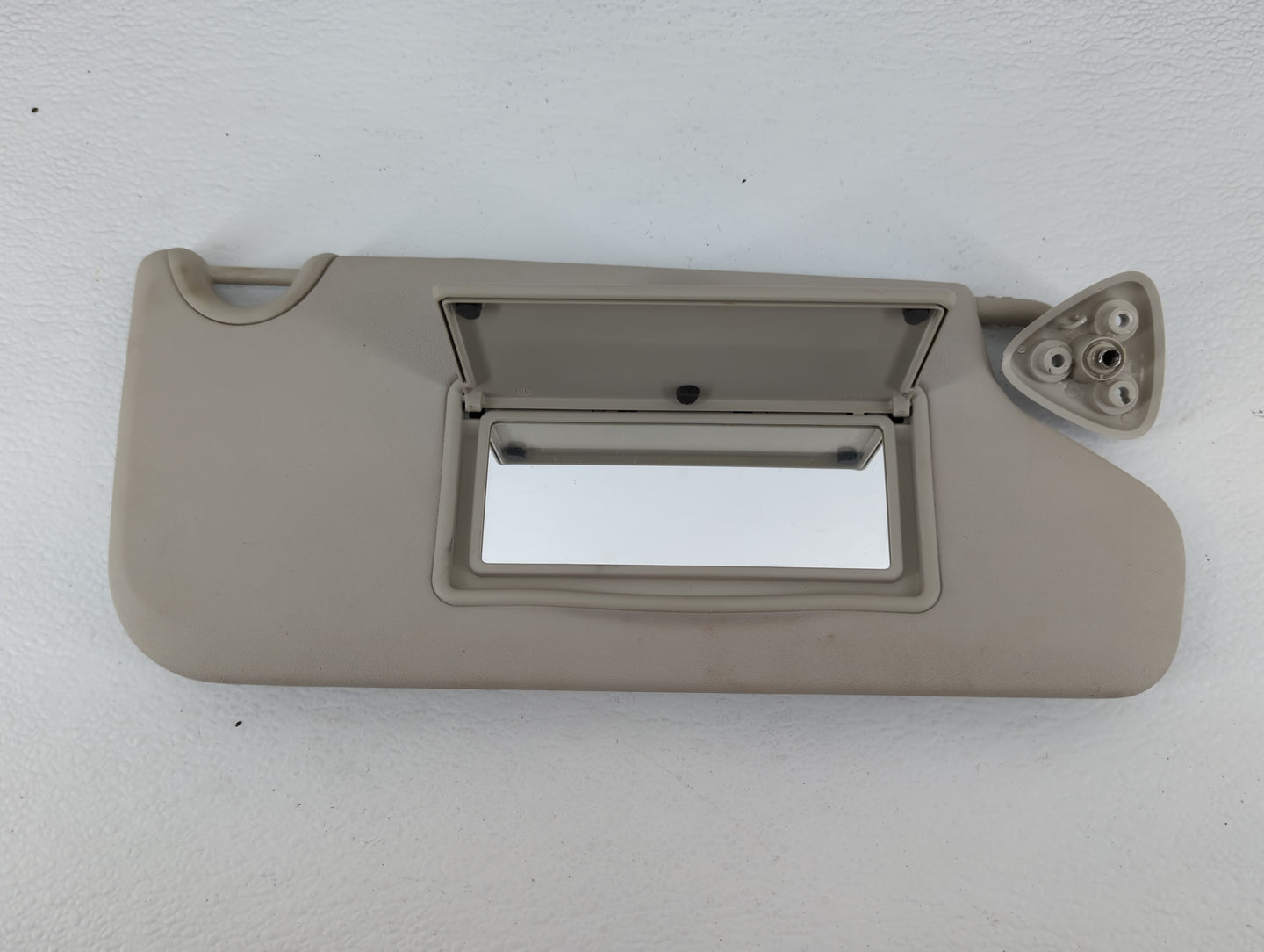 2013 Dodge Journey Sun Visor Shade Replacement Passenger Right Mirror Fits OEM Used Auto Parts - Oemusedautoparts1.com