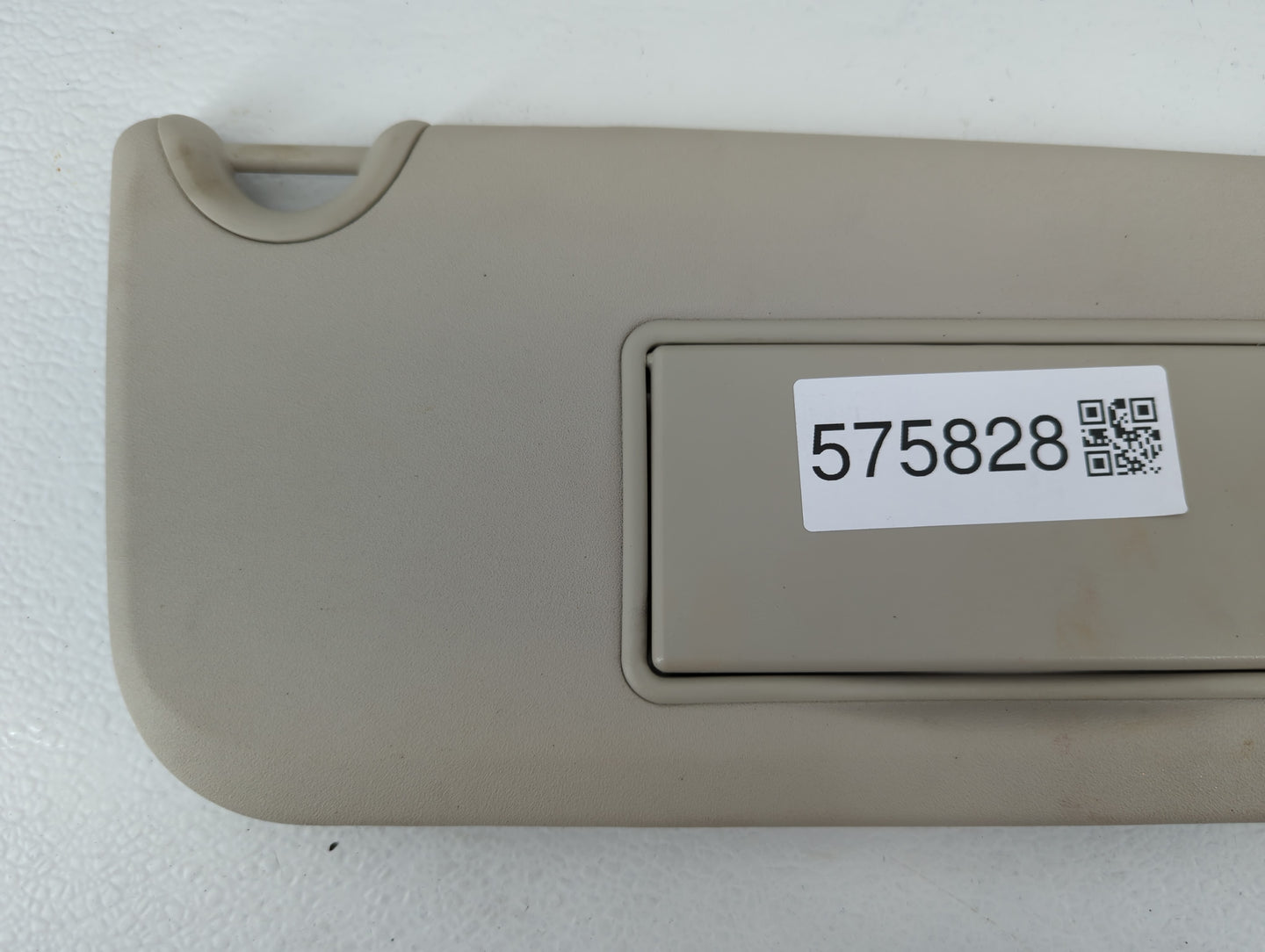 2013 Dodge Journey Sun Visor Shade Replacement Passenger Right Mirror Fits OEM Used Auto Parts - Oemusedautoparts1.com