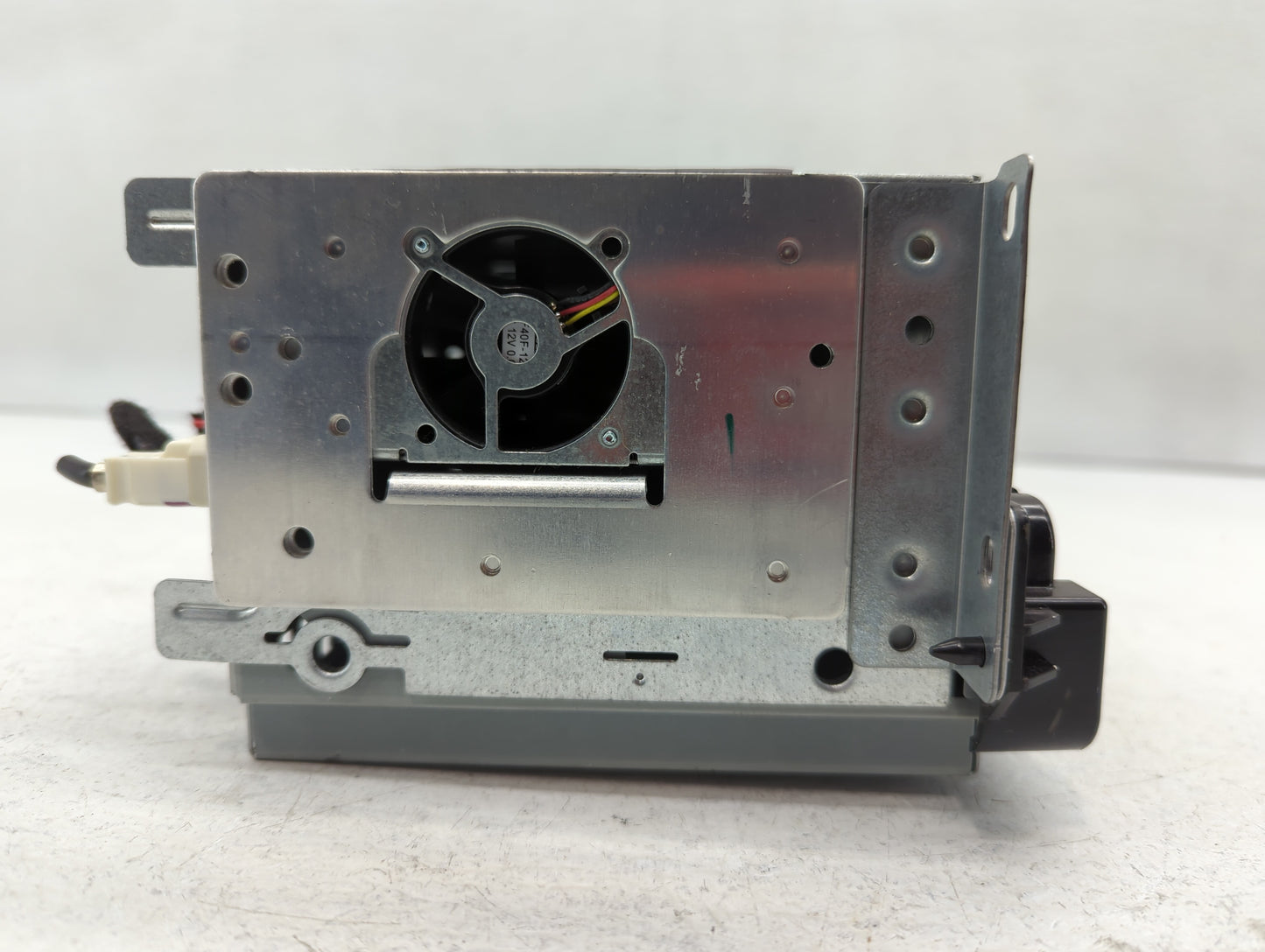2013 Dodge Journey Am Fm Cd Player Radio Receiver - Oemusedautoparts1.com
