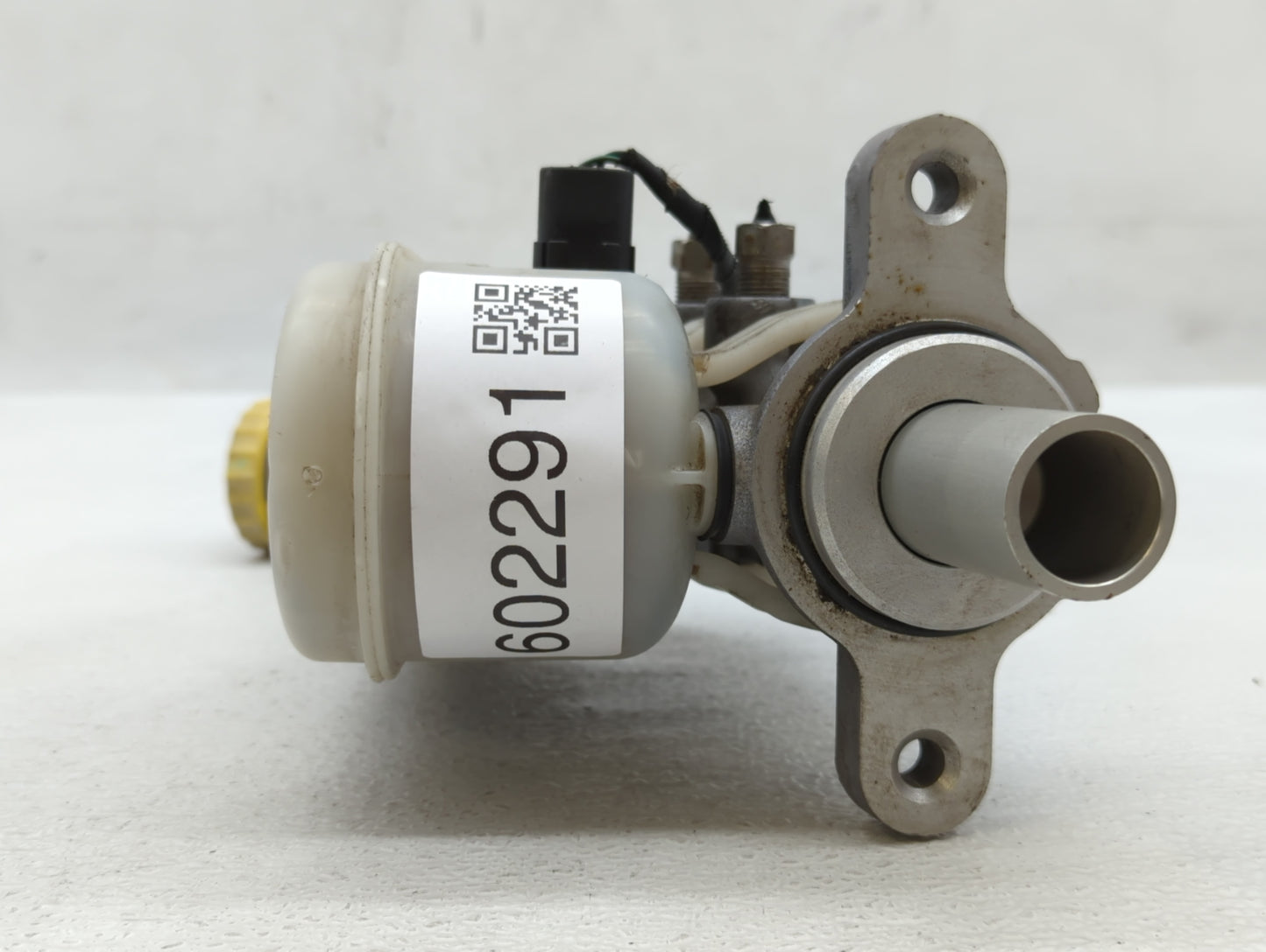 2013 Dodge Journey Brake Master Cylinder - Oemusedautoparts1.com