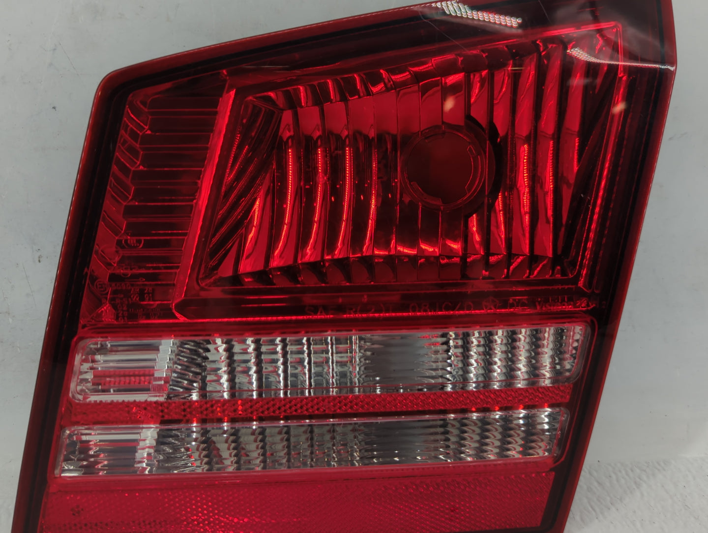 2013 Dodge Journey Tail Light Assembly Passenger Right OEM P/N:04806368AF Fits OEM Used Auto Parts - Oemusedautoparts1.com