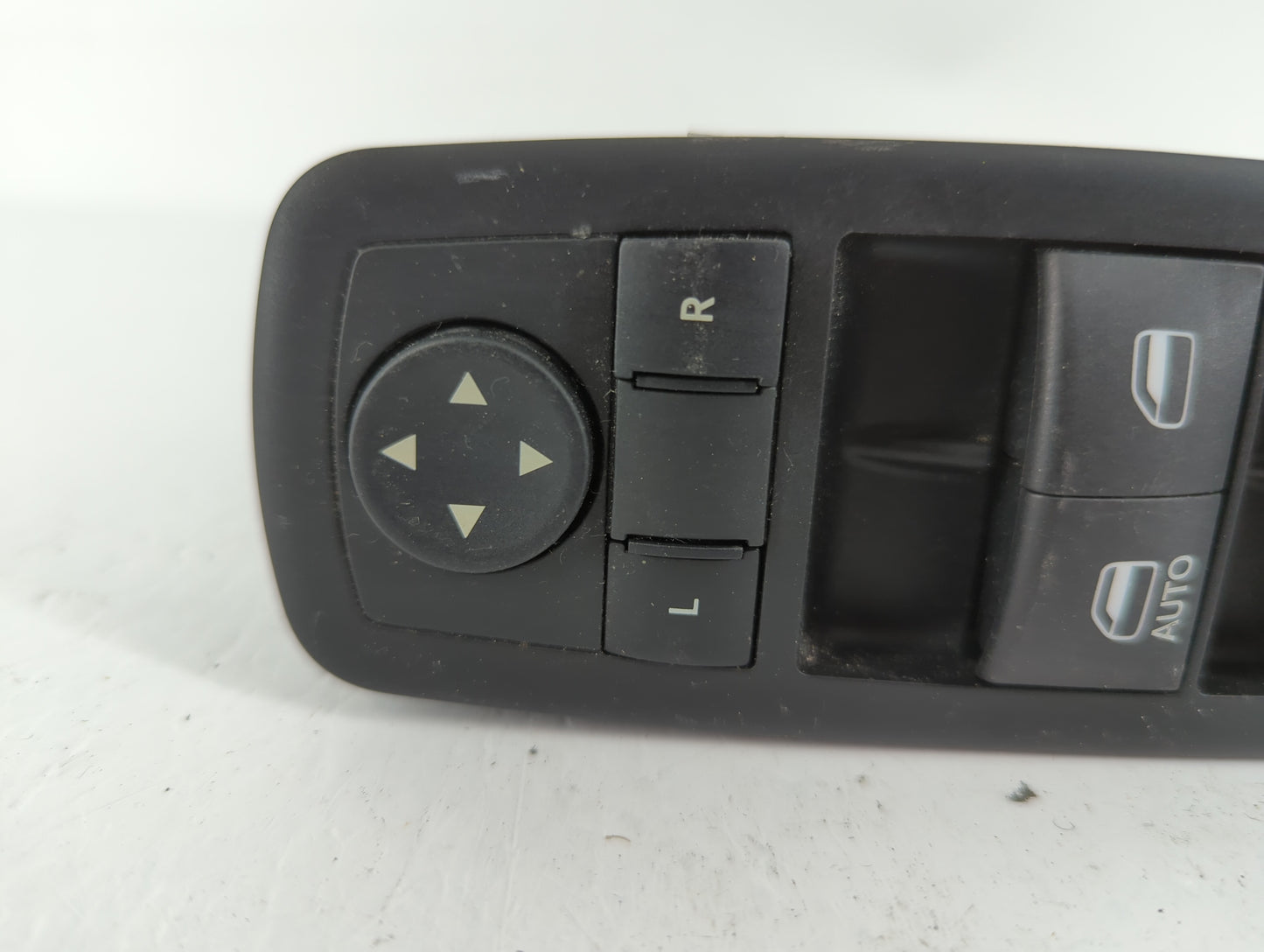 2013 Dodge Journey Master Power Window Switch Replacement Driver Side Left P/N:68084001AB Fits OEM Used Auto Parts - Oemused