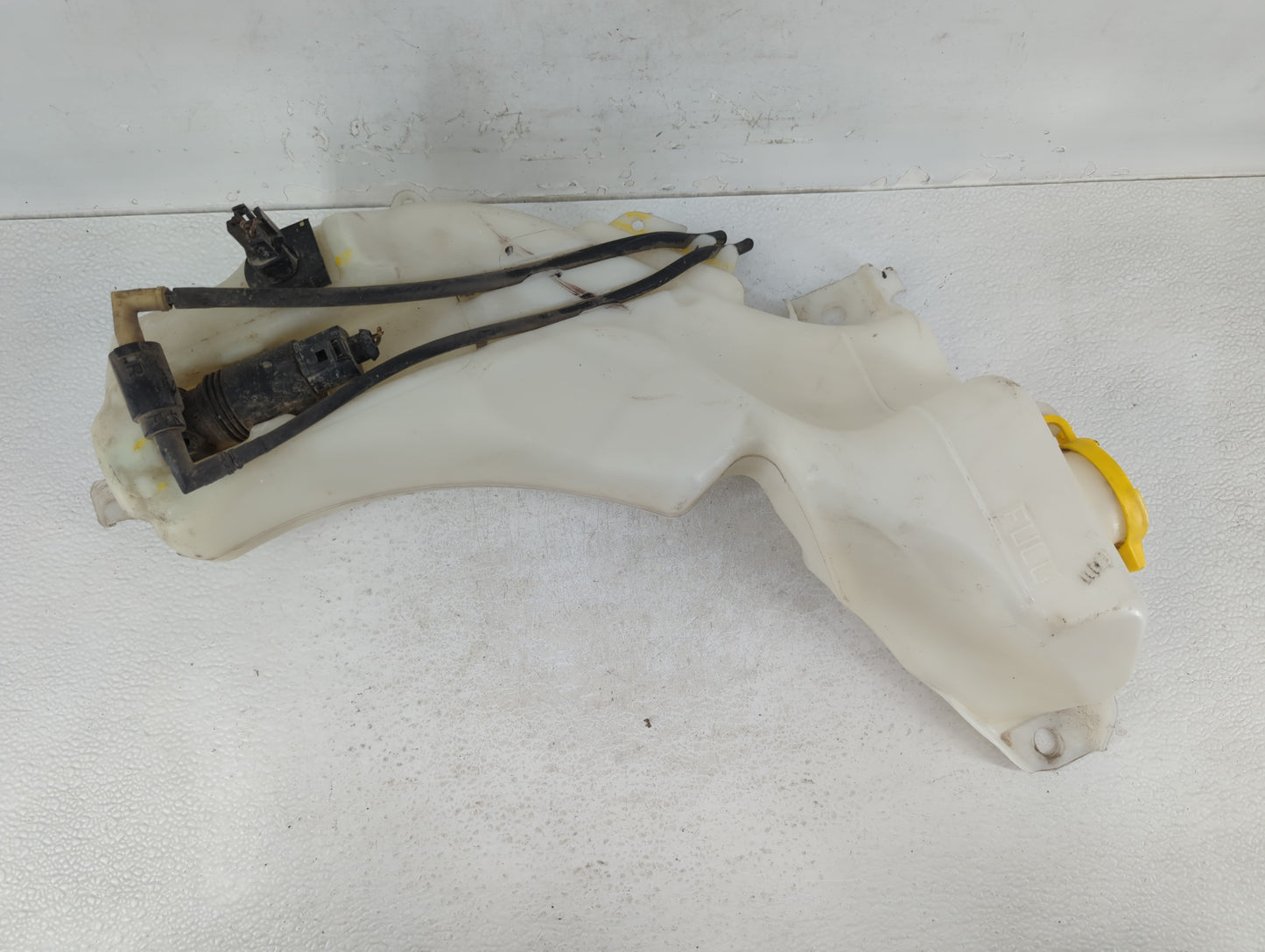 2013 Dodge Journey Windshield Washer Fluid Reservoir Bottle Oem - Oemusedautoparts1.com