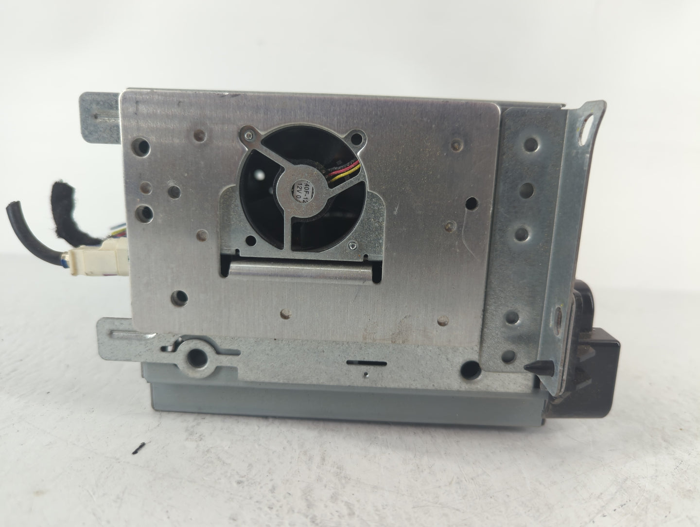 2013 Dodge Journey Am Fm Cd Player Radio Receiver - Oemusedautoparts1.com