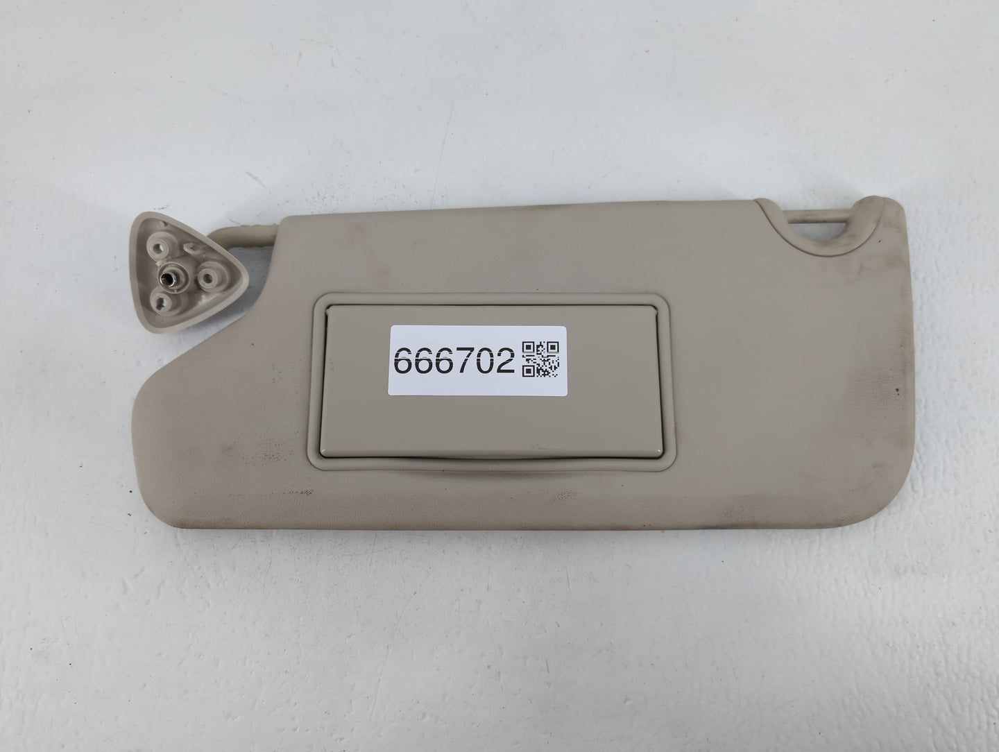 2013 Dodge Journey Sun Visor Shade Replacement Driver Left Mirror Fits OEM Used Auto Parts - Oemusedautoparts1.com