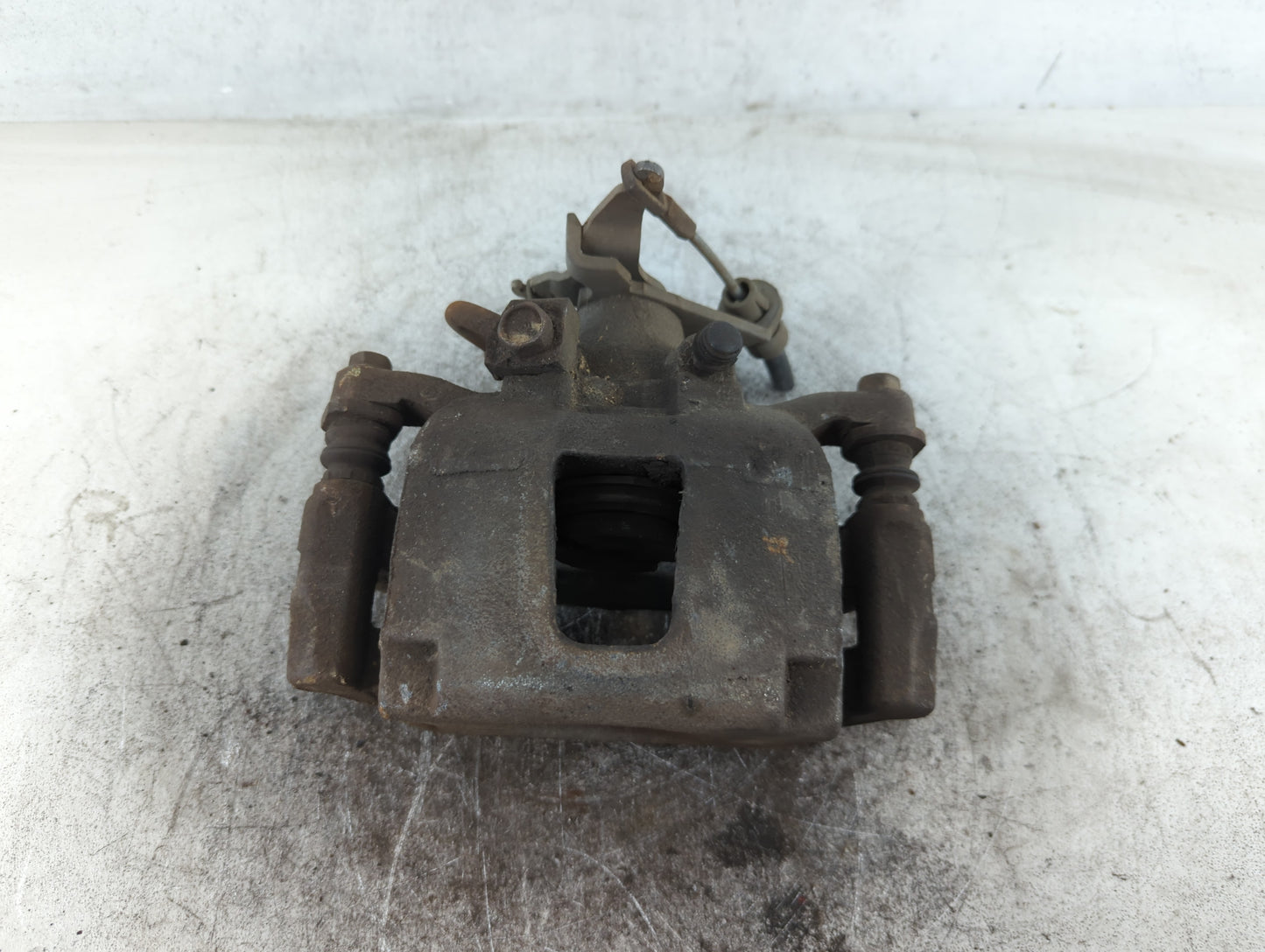 2013 Dodge Journey Front Driver Left Brake Caliper - Oemusedautoparts1.com