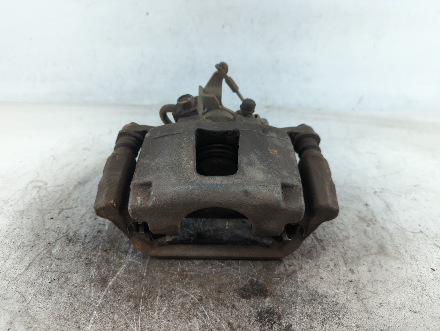 2013 Dodge Journey Front Driver Left Brake Caliper - Oemusedautoparts1.com