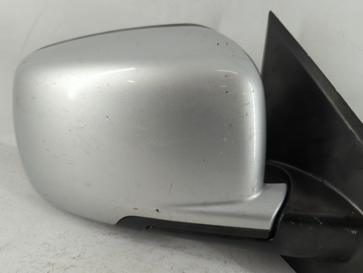 2013 Dodge Journey Passenger Right Side View Manual Door Mirror Grey - Oemusedautoparts1.com
