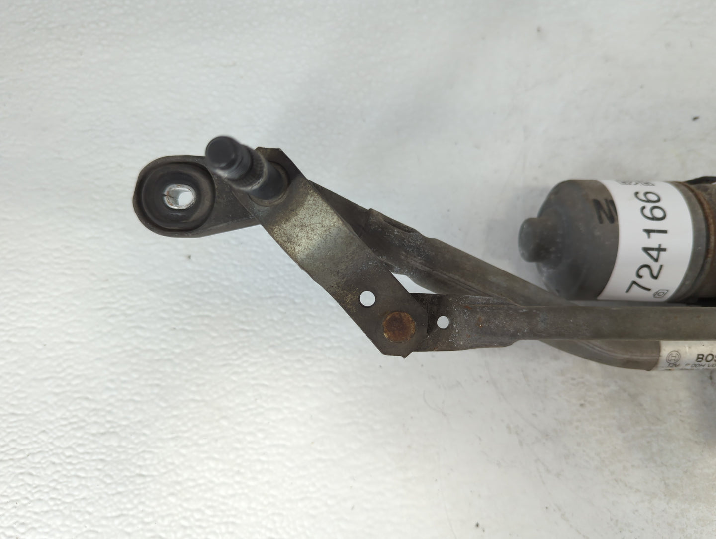 2013 Dodge Journey Front Windshield Wiper Motor Fits OEM Used Auto Parts - Oemusedautoparts1.com