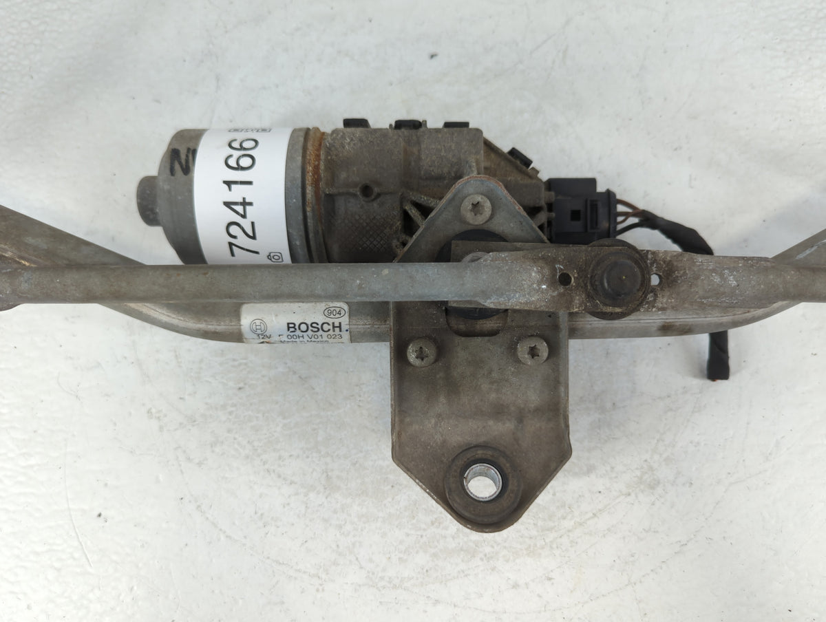2013 Dodge Journey Front Windshield Wiper Motor Fits OEM Used Auto Parts - Oemusedautoparts1.com