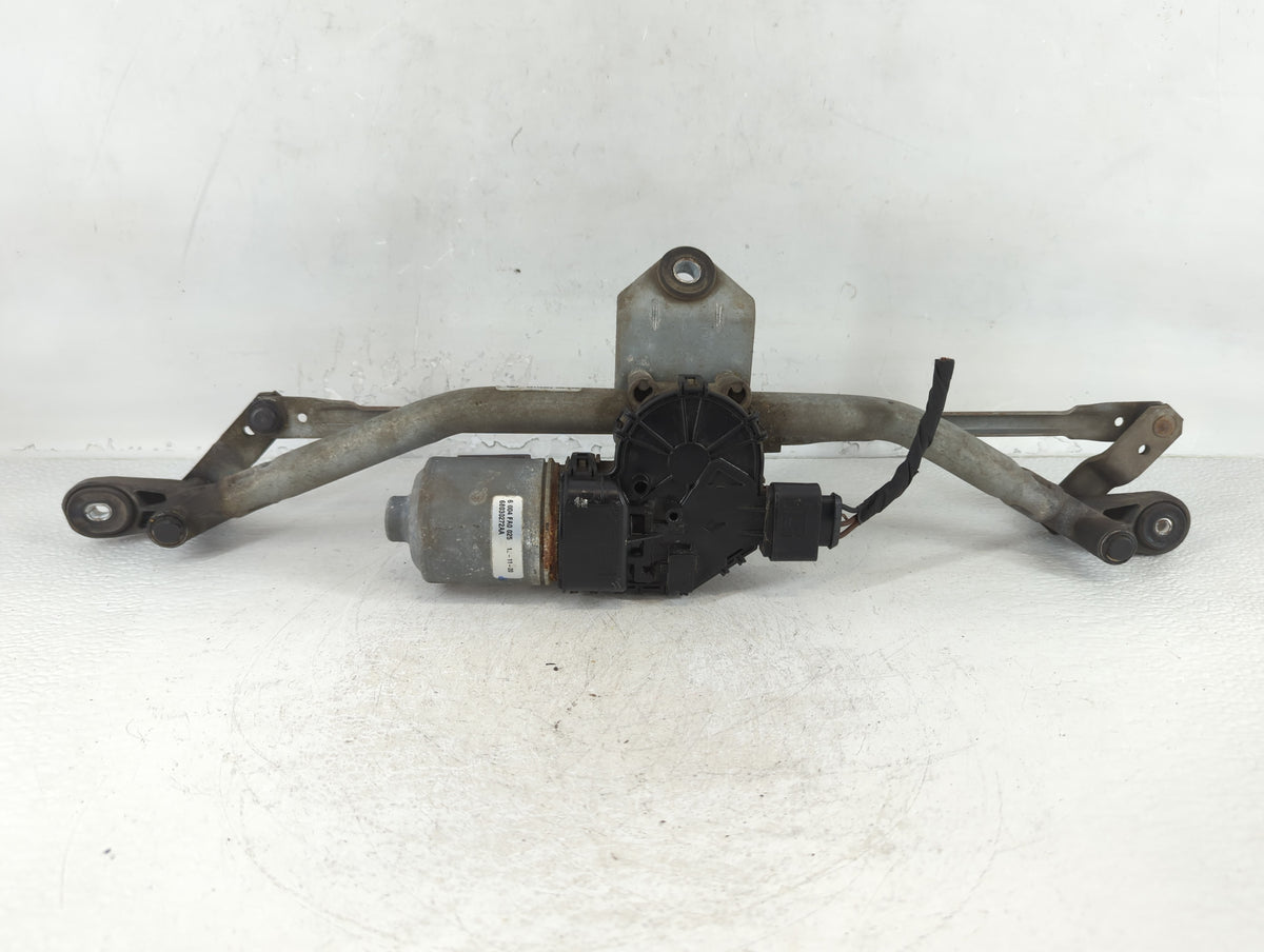 2013 Dodge Journey Front Windshield Wiper Motor Fits OEM Used Auto Parts - Oemusedautoparts1.com