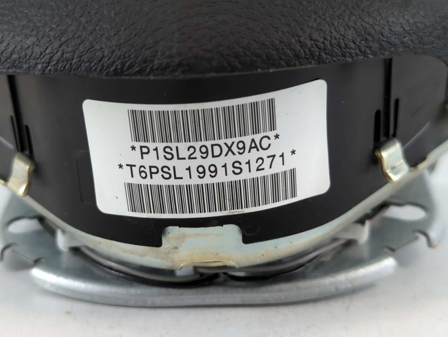 2013 Dodge Journey Air Bag Driver Left Steering Wheel Mounted P/N:P68082494AC Fits OEM Used Auto Parts - Oemusedautoparts1.c