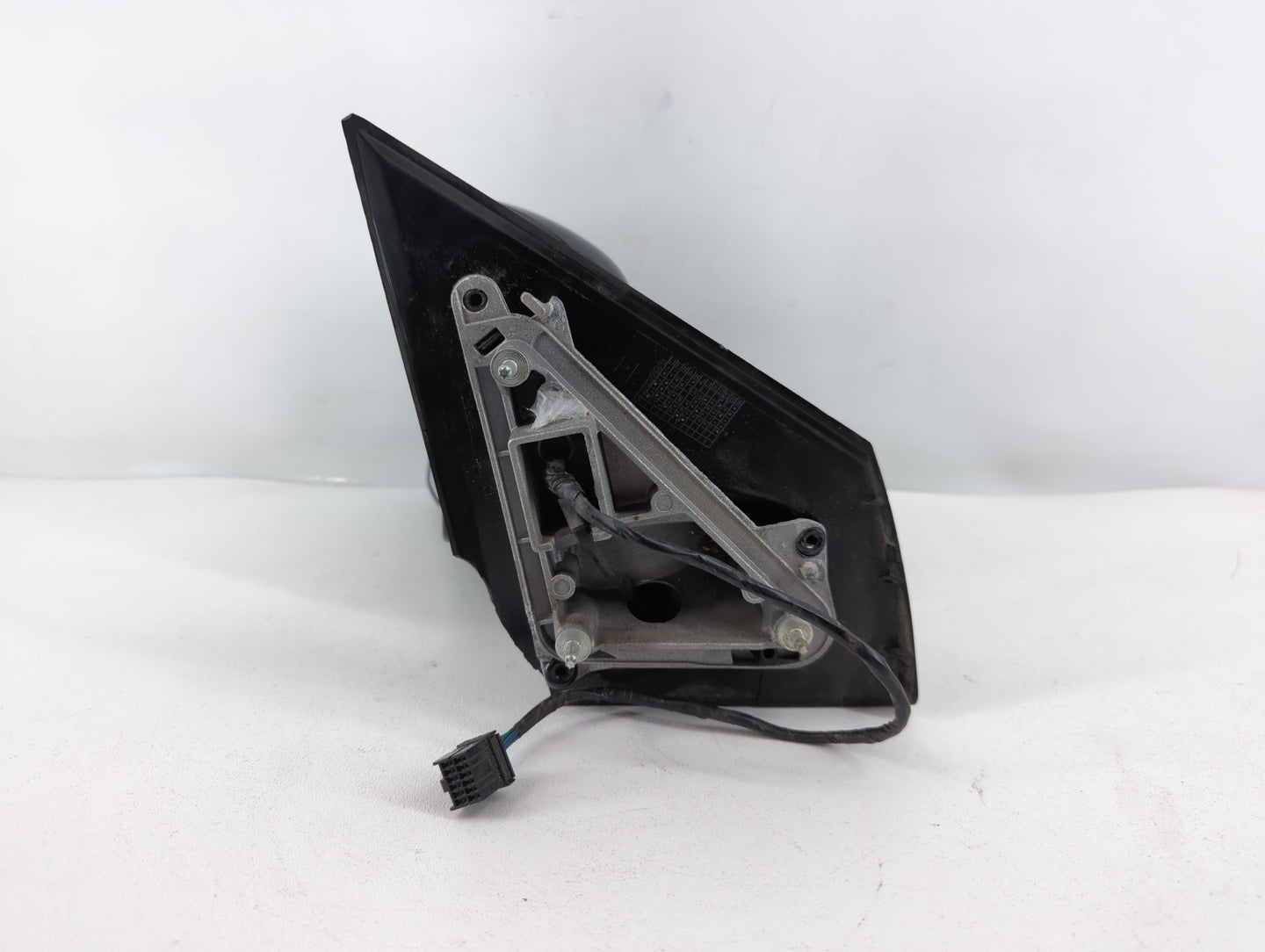 2013 Dodge Journey Driver Side View Mirror - Left Door Mirror OEM Used - Oemusedautoparts1.com