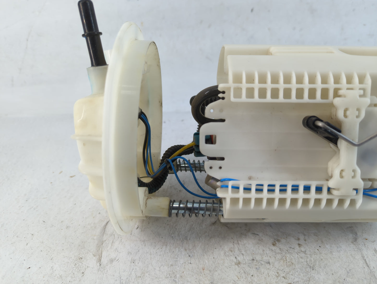 2011-2019 Dodge Journey Electrical Gas Fuel Pump Assembly - Oemusedautoparts1.com