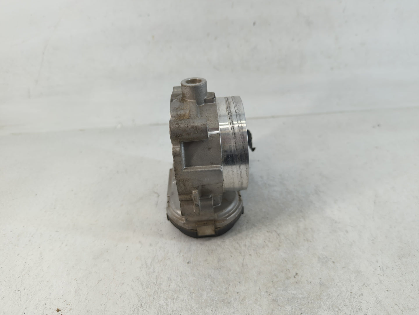 2011-2019 Dodge Journey Throttle Body P/N:0 280 750 570 05184349AC Fits OEM Used Auto Parts - Oemusedautoparts1.com