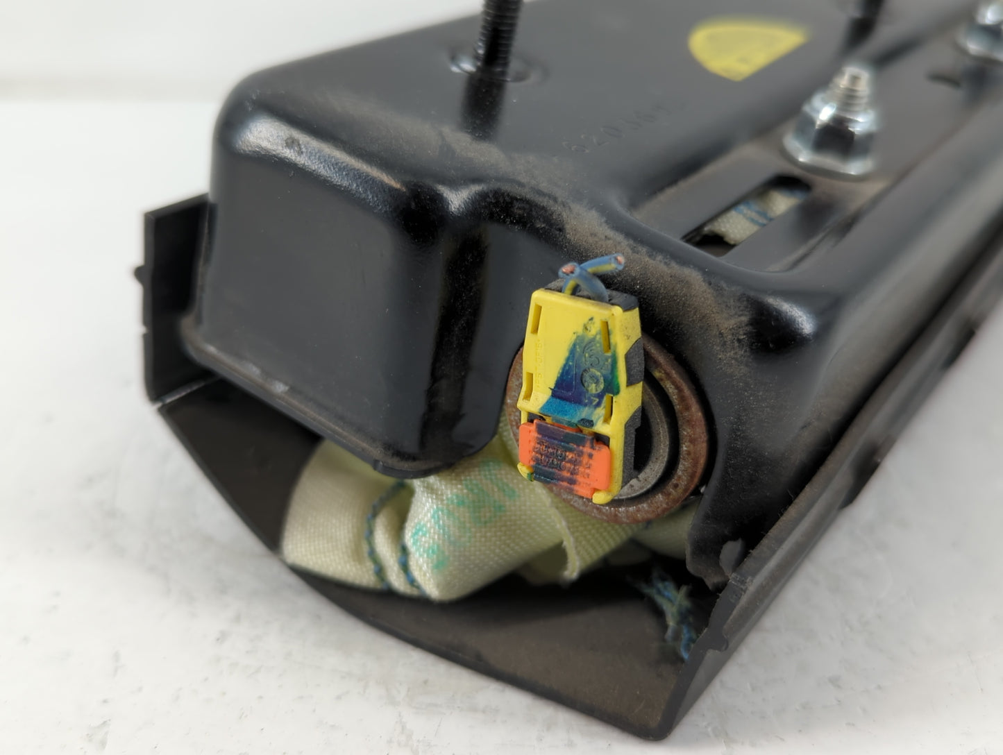 2013 Dodge Journey Air Bag Driver Left Knee OEM P/N:P68082494AD Fits OEM Used Auto Parts - Oemusedautoparts1.com