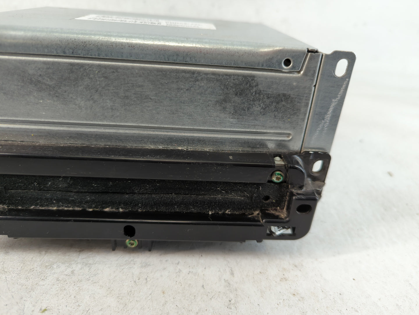 2013-2013 Dodge Journey Am Fm Cd Player Radio Receiver - Oemusedautoparts1.com