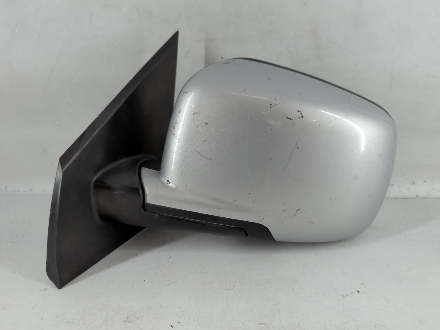 2013 Dodge Journey Driver Side View Mirror - Left Door Mirror OEM Used - Oemusedautoparts1.com