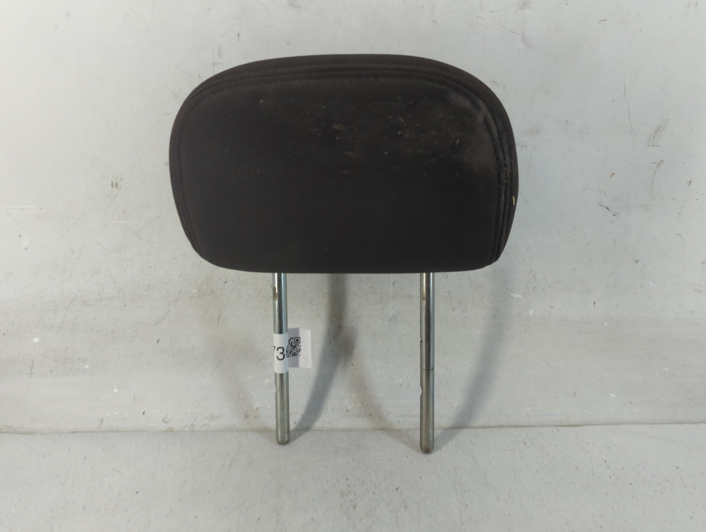 2013 Dodge Journey Headrest Head Rest Rear Center Seat Fits OEM Used Auto Parts - Oemusedautoparts1.com