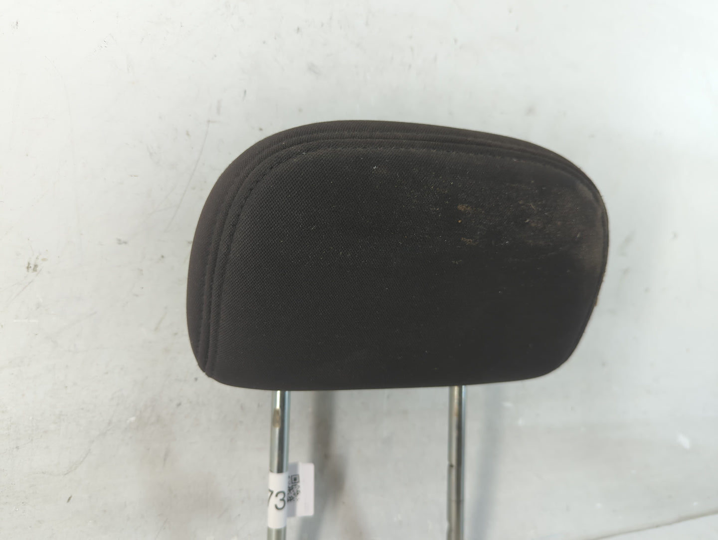 2013 Dodge Journey Headrest Head Rest Rear Center Seat Fits OEM Used Auto Parts - Oemusedautoparts1.com