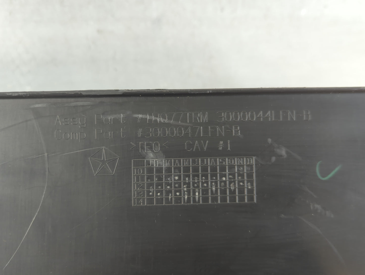 2013 Dodge Journey Passenger Glove Box Door Storage Compartment - Oemusedautoparts1.com