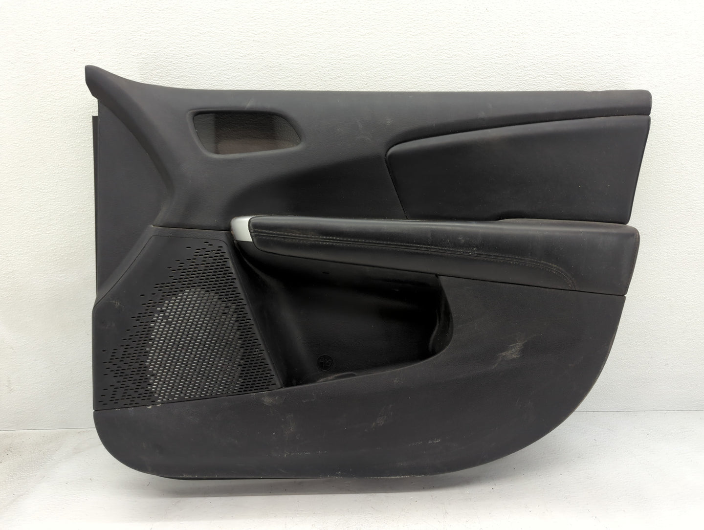 2013 Dodge Journey Front Right Passenger Interior Door Panel Trim - Oemusedautoparts1.com